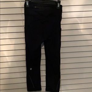 lululemon cropped speed up leggings